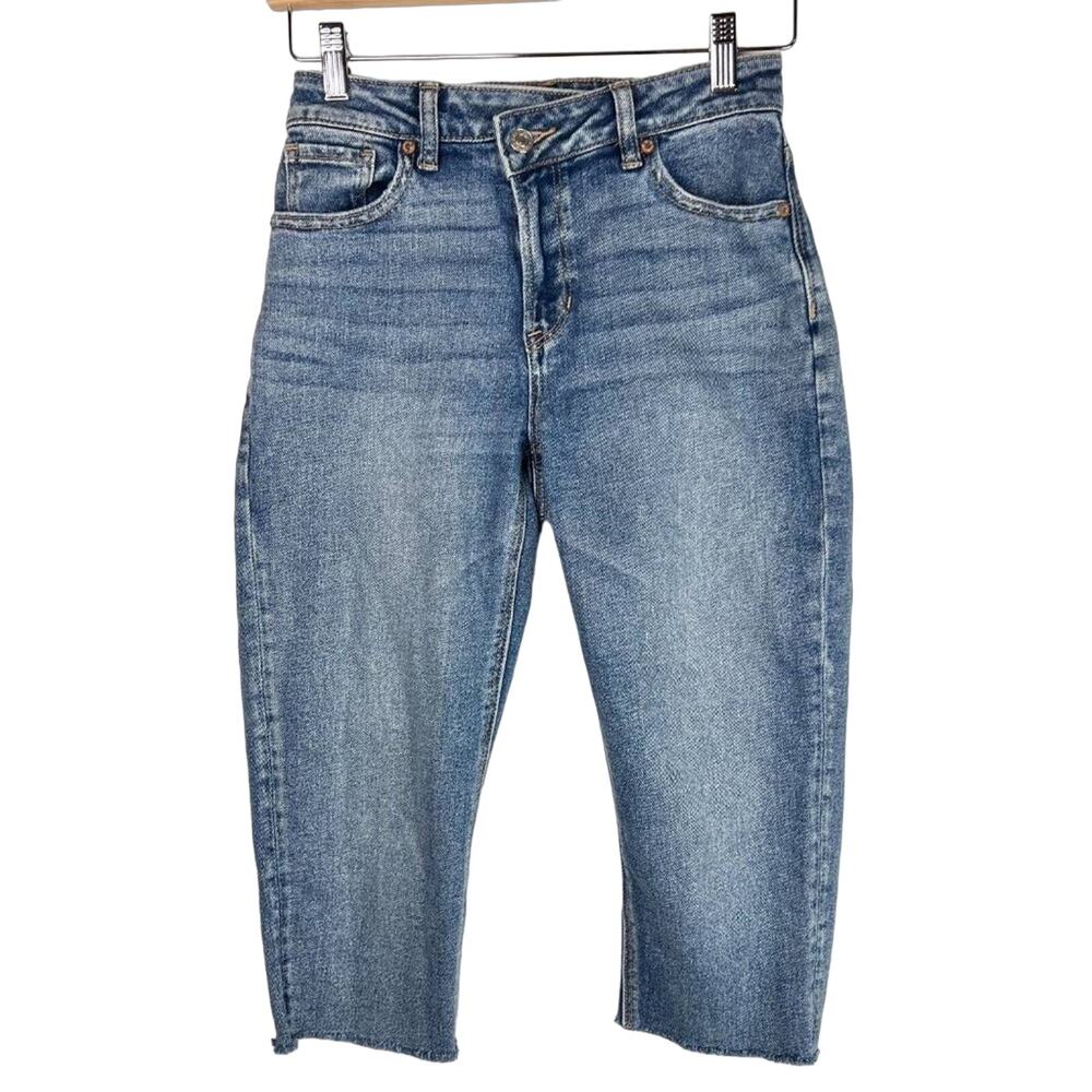 American Eagle Highest Rise Mom Jean Crop Size 0